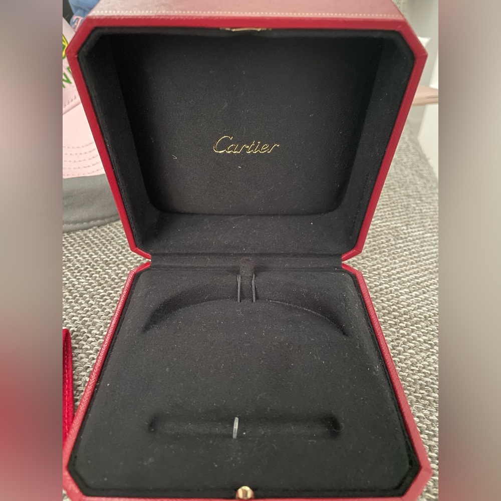 Cartier love bracelet size small size 15.๐โก๏ธ - Picture 4 of 5